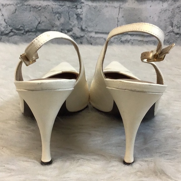 Stuart Weitzman heels size 7 - Picture 3 of 5